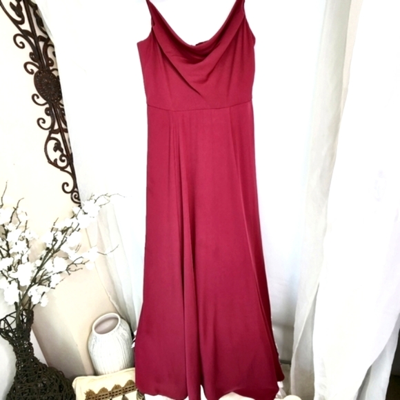 Forever New size 12 red satin maxi dress with full drape wide skirt - Picture 4 of 15